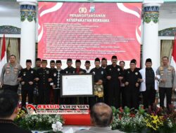 Kapolda Jatim Kukuhkan Satgas Sentot Prawirodirdjo, Perkuat Sinergi Keamanan Jelang 1 Suro di Madiun