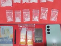 Polres Pelabuhan Tanjung Perak Amankan Tersangka Kurir Sabu di Surabaya