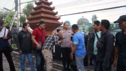 May Day Kondusif, Kapolrestabes Surabaya Sampaikan Apresiasi untuk Serikat Pekerja dan Mahasiswa