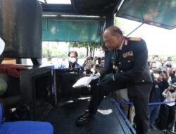 *Polda Jatim Musnahkan 22,226 Kg Kokain, Tegaskan Komitmen Perang Melawan Narkoba