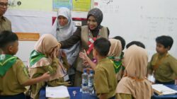 Tertarik Sosok Pemimpin Perempuan, SD Muhammadiyah 3 Ikrom Taman Undang Wabup Sidoarjo dalam Podcast Inspiratif