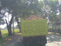 Truk Tambang Banyubiru Diduga Abaikan Keselamatan Jalan, Warga Resah: APH dan Pemda Jangan Tutup Mata