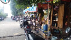Di Balik Ramainya Pasar Dadakan Depan PG Kedawung, Ada Perjuangan Pedagang Kecil Menyambung Hidup