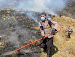 *Polres Probolinggo Intensifkan Penanganan Karhutla di Lereng Gunung Bromo
