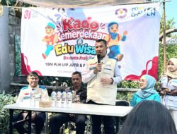 Sambut Hari Pelanggan Nasional, YBM PLN UIP JBTB dan PIKK Gelar Kado Kemerdekaan Bersama Anak Yatim