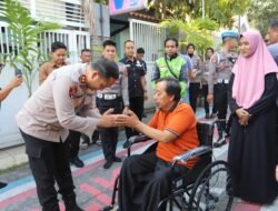 Sentuh Hati! Aksi Cepat Polres Gresik Selamatkan Ekonomi Keluarga Driver Ojol Korban Kecelakaan