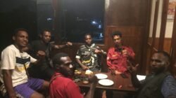 FMN Cabang Mimika Gelar Ngopi dan Kajian, Bahas Tuntutan Mahasiswa serta Persoalan Pendidikan di Mimika